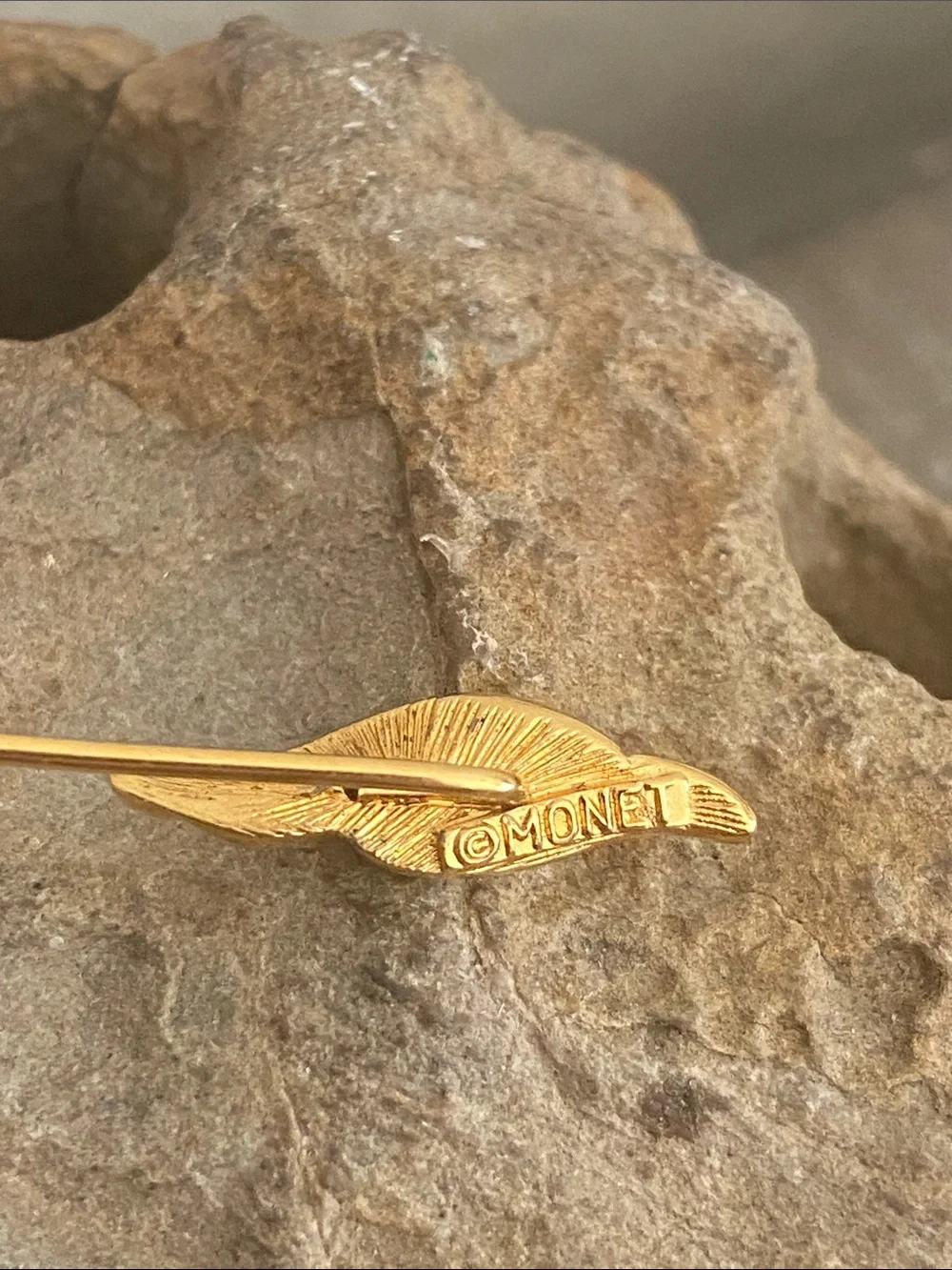 Vintage Monet Wave Gold Tone Stick Pin